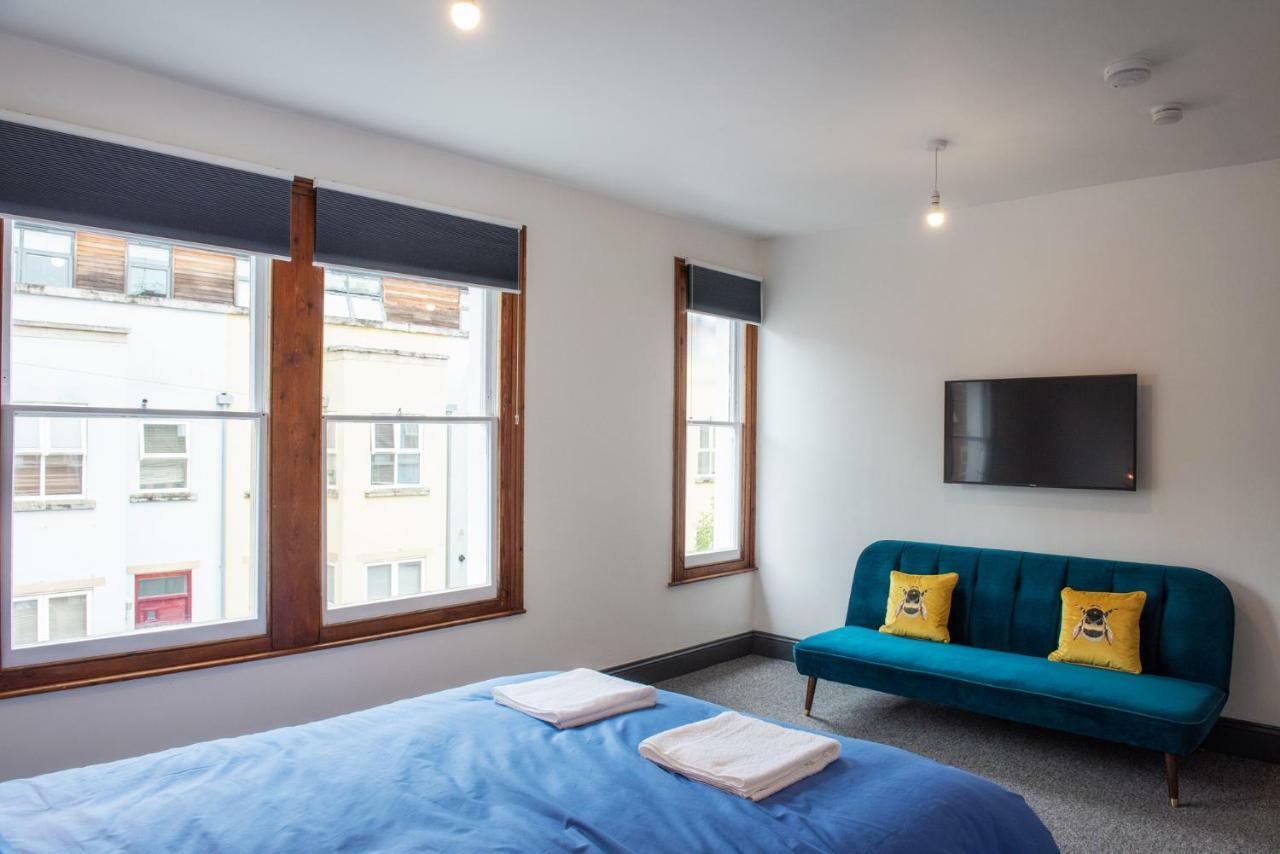 144 Lower Cheltenham Place Hotel Бристол Екстериор снимка