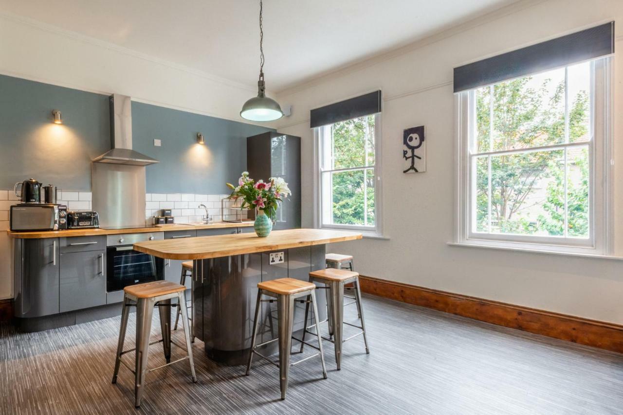 144 Lower Cheltenham Place Hotel Бристол Екстериор снимка